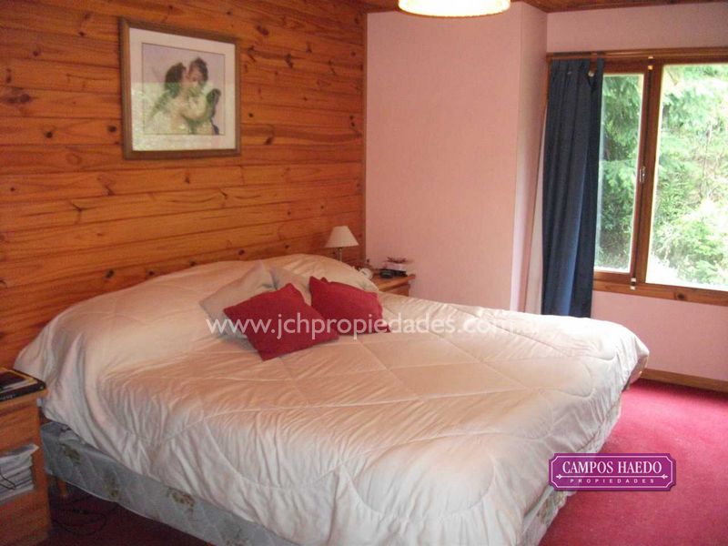 C88 casa en altos de manzano sobre lote de 2500 m2 – villa la angostura