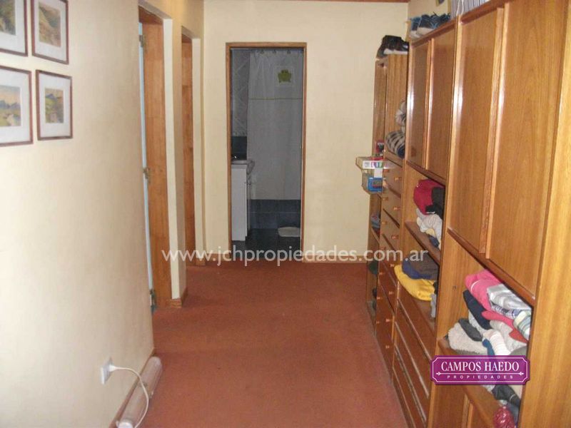 C88 casa en altos de manzano sobre lote de 2500 m2 – villa la angostura