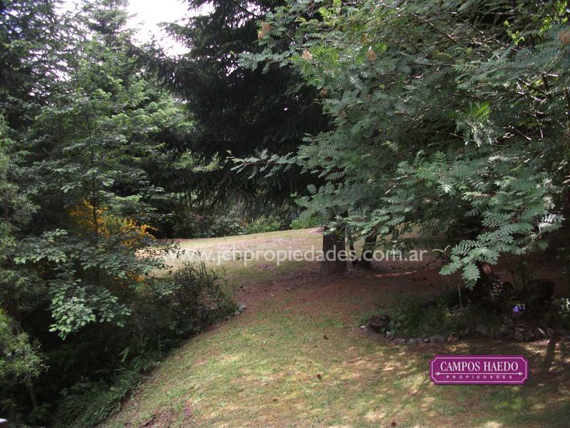 C88 casa en altos de manzano sobre lote de 2500 m2 – villa la angostura