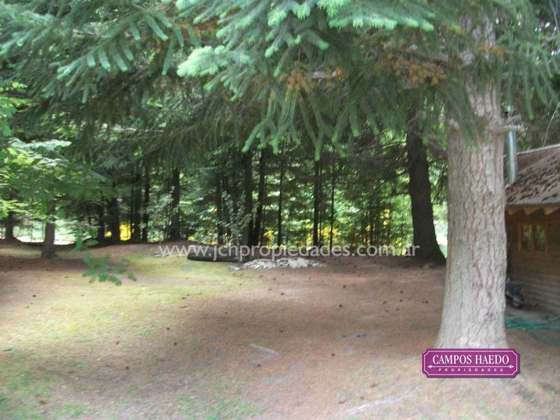 C88 casa en altos de manzano sobre lote de 2500 m2 – villa la angostura