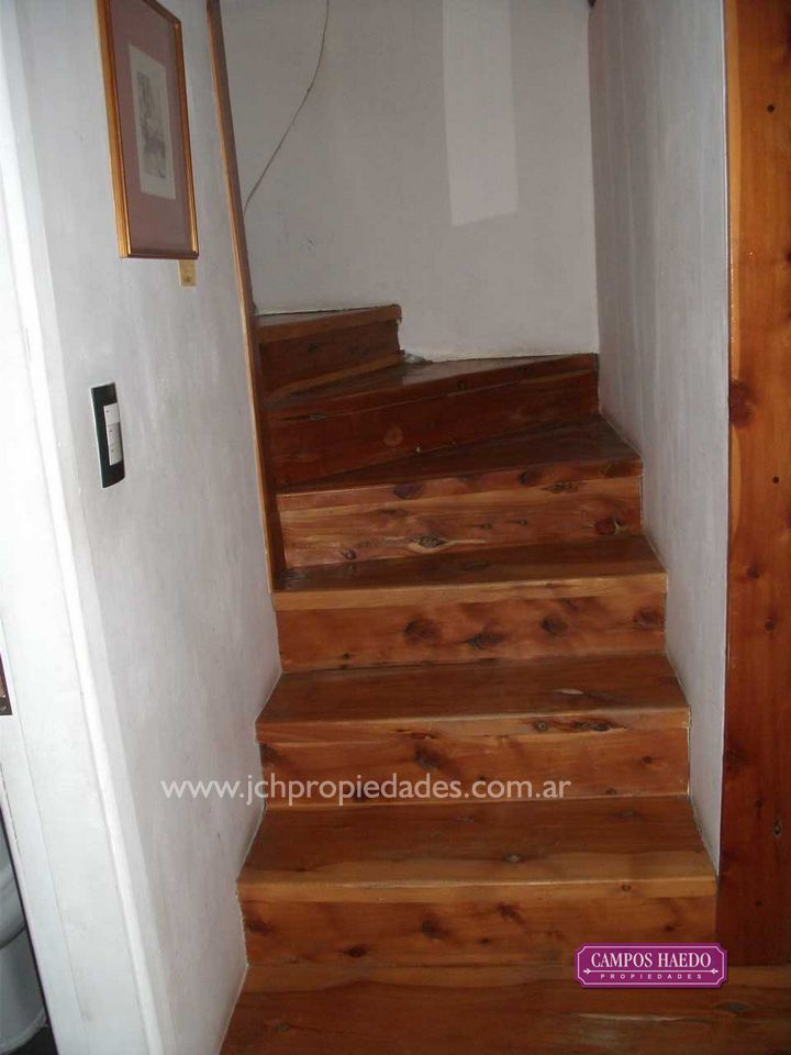 Casa de troncos en altos de manzano – villa la angostura