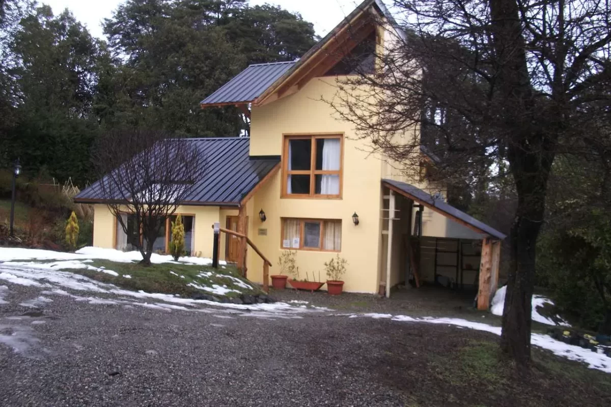 Cth09 complejo de cabañas camino al puerto – antilhue- villa la angostura