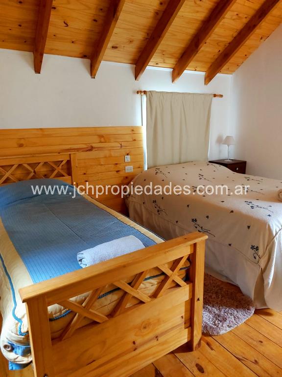 Cabaña en altos de manzano – villa la angostura