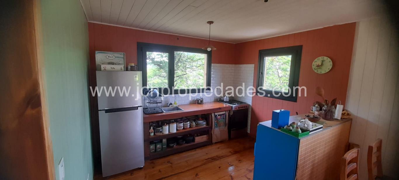 Cabaña en lago hermoso sobre lote de 2851 m2 – parque nacional lanin patagonia