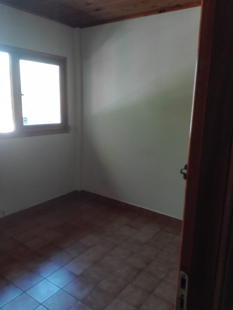 L04 oficina sobre avenida arrayanes – villa la angostura