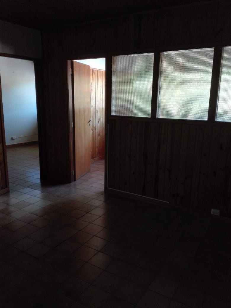 L04 oficina sobre avenida arrayanes – villa la angostura