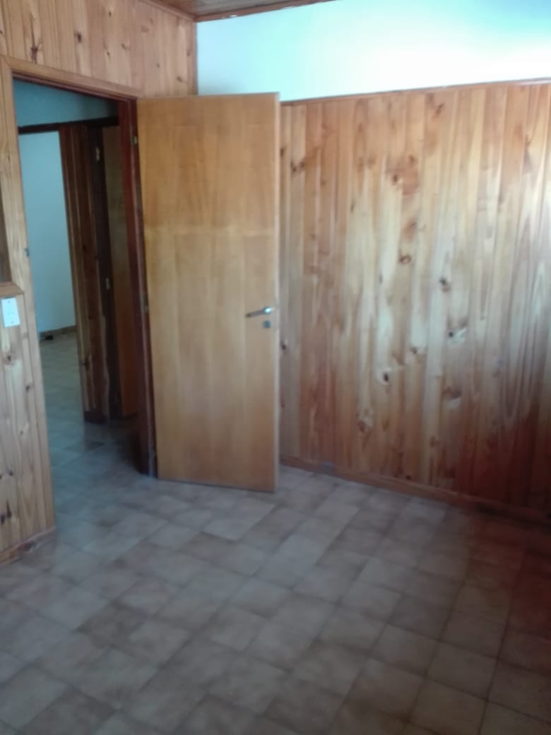 L04 oficina sobre avenida arrayanes – villa la angostura