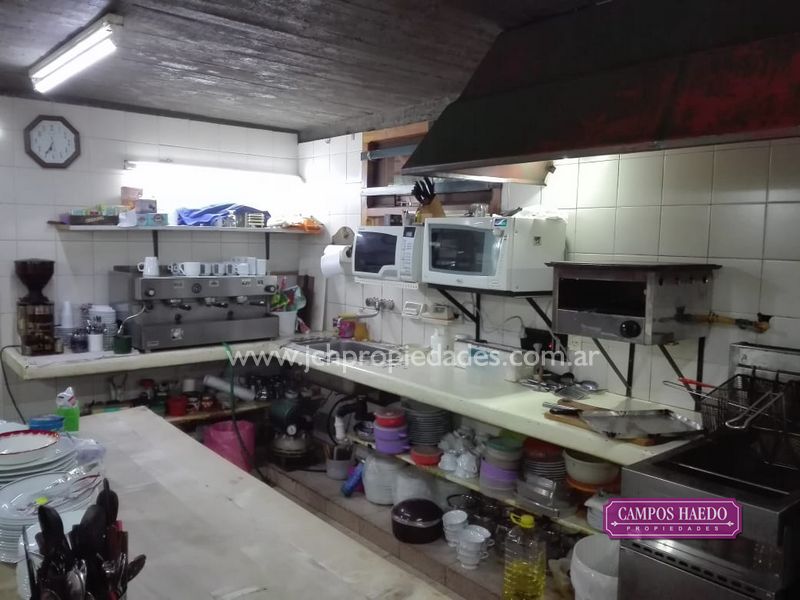 Local gastronómico, kiosco c/ librería y vivienda – villa la angostura