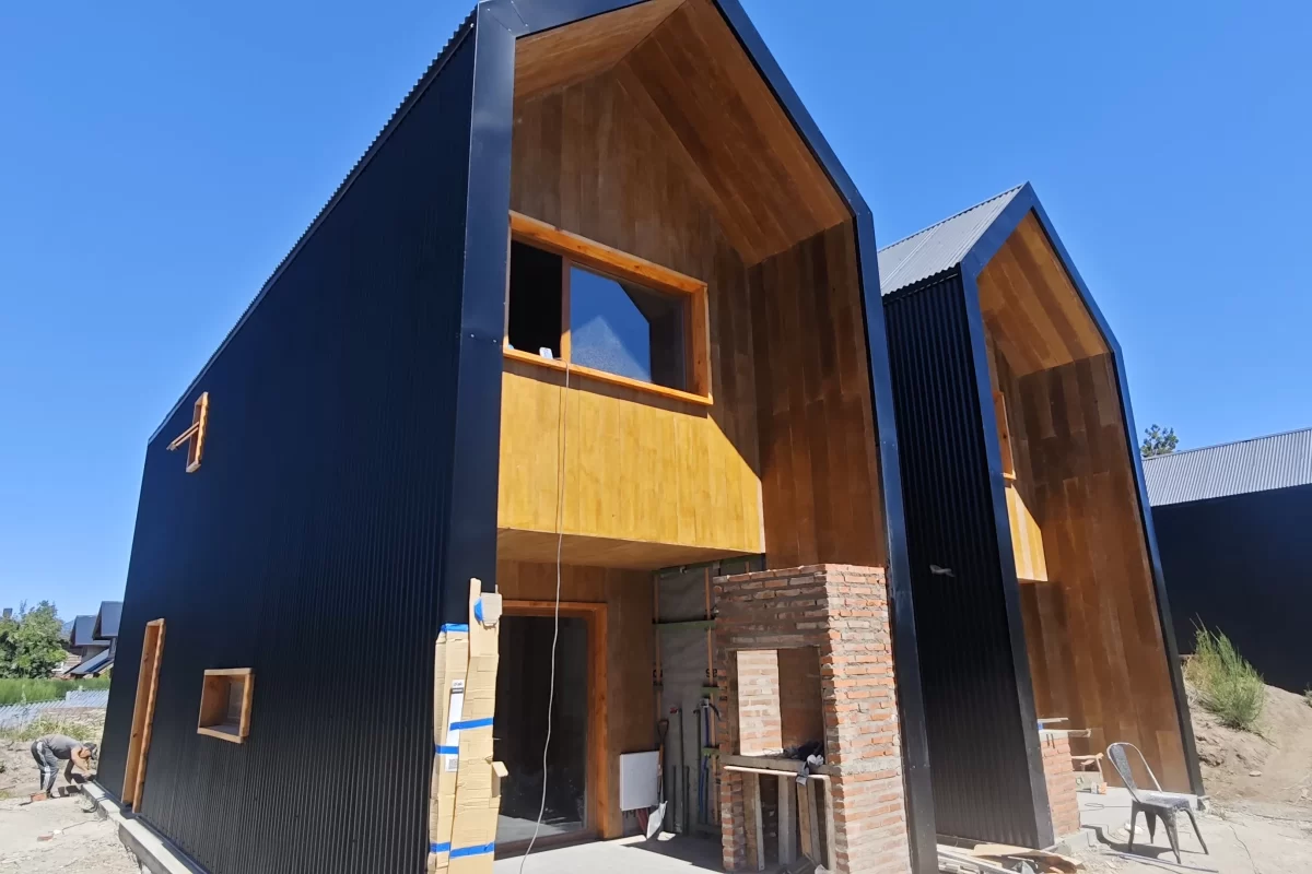 C154 casa estilo nórdico en barrio norte – villa la angostura