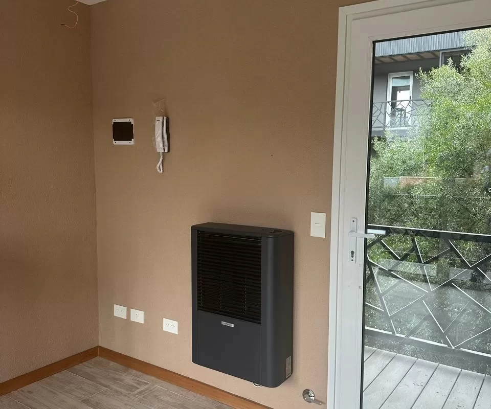 D103 monoambiente a 100 mts del centro vla