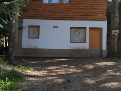 Cabaña de 55 m2 en barro norte – villa la angostura