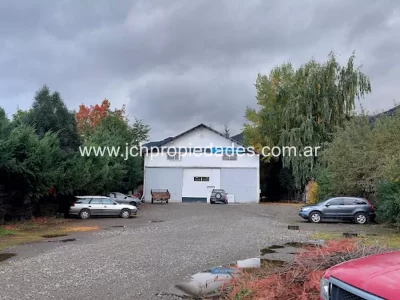 Galón en alquiler o venta sobre av arrayanes