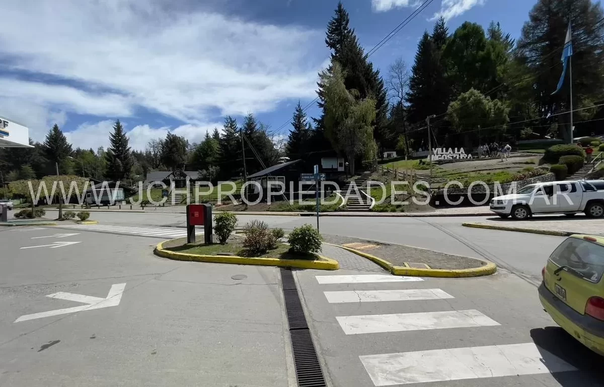 Lote centrico comercial (l117) – villa la angostura