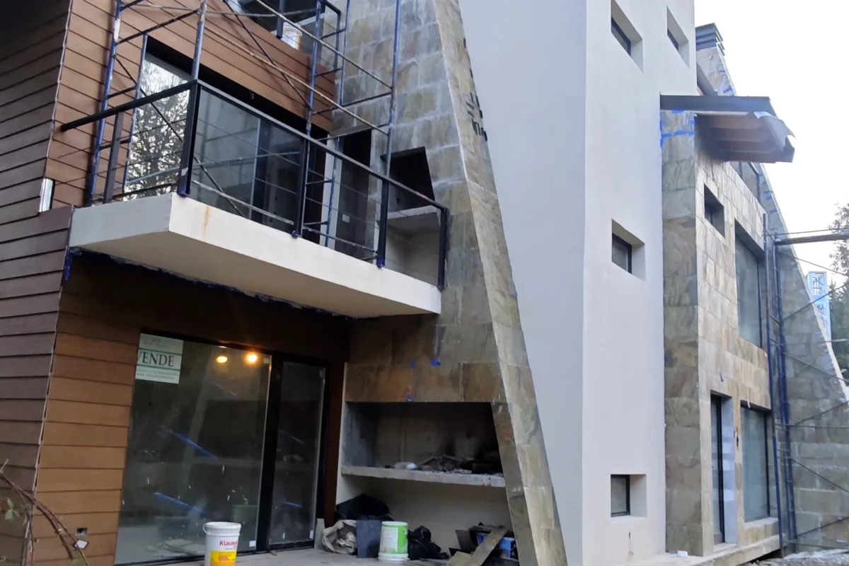 Venta departamento a estrenar 2 ambientes con parque ( d 106 )