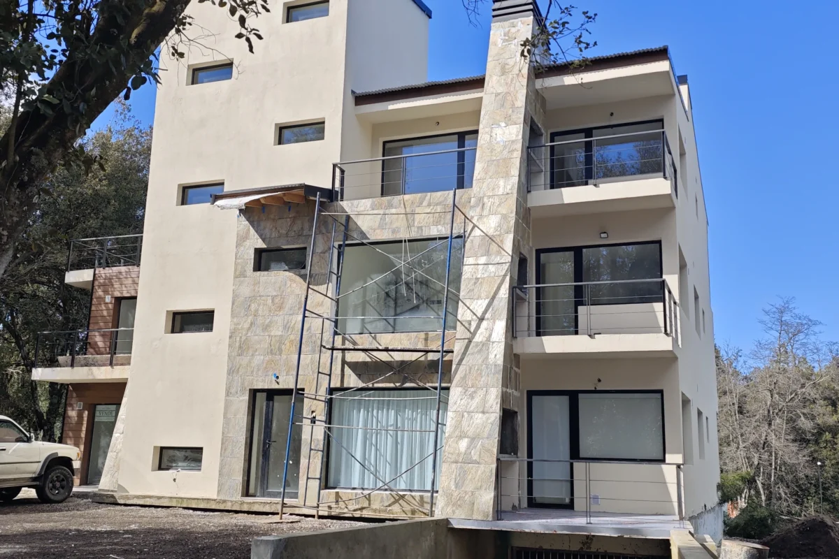 Venta departamento a estrenar 2 ambientes con parque ( d 106 )